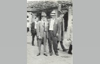 Fred and Bert in front of Gresham Hotel in Dublin (008-004-113)