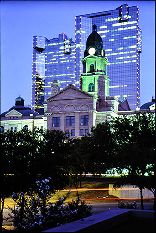 Tarrant County Courthouse at dusk