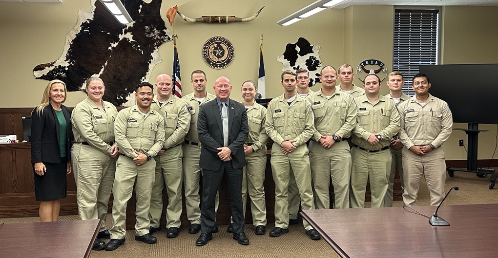 Class 216 group photo with Judge Gregory