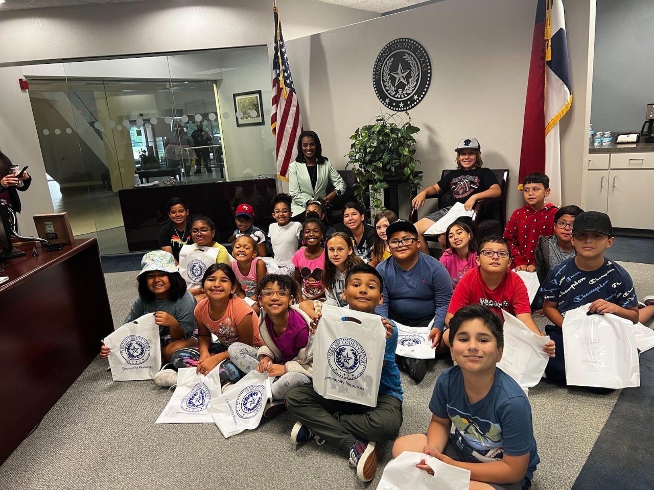 Commissioner Simmons with Nash Elementary Students